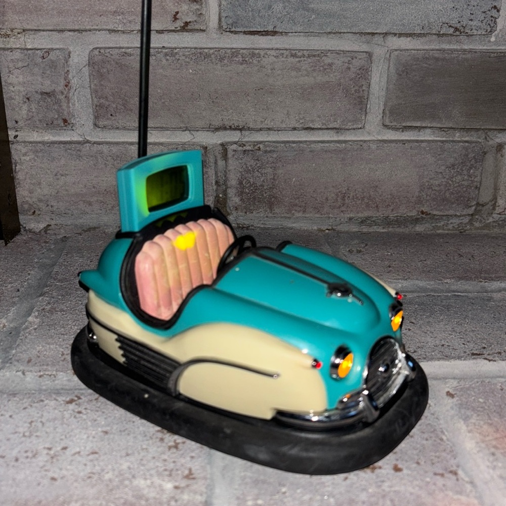 Vintage Retro Bumper Car Alarm Clock